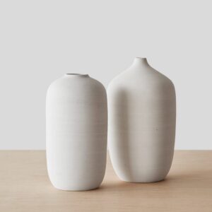 Refined Natural Sculpted Decorative Vase